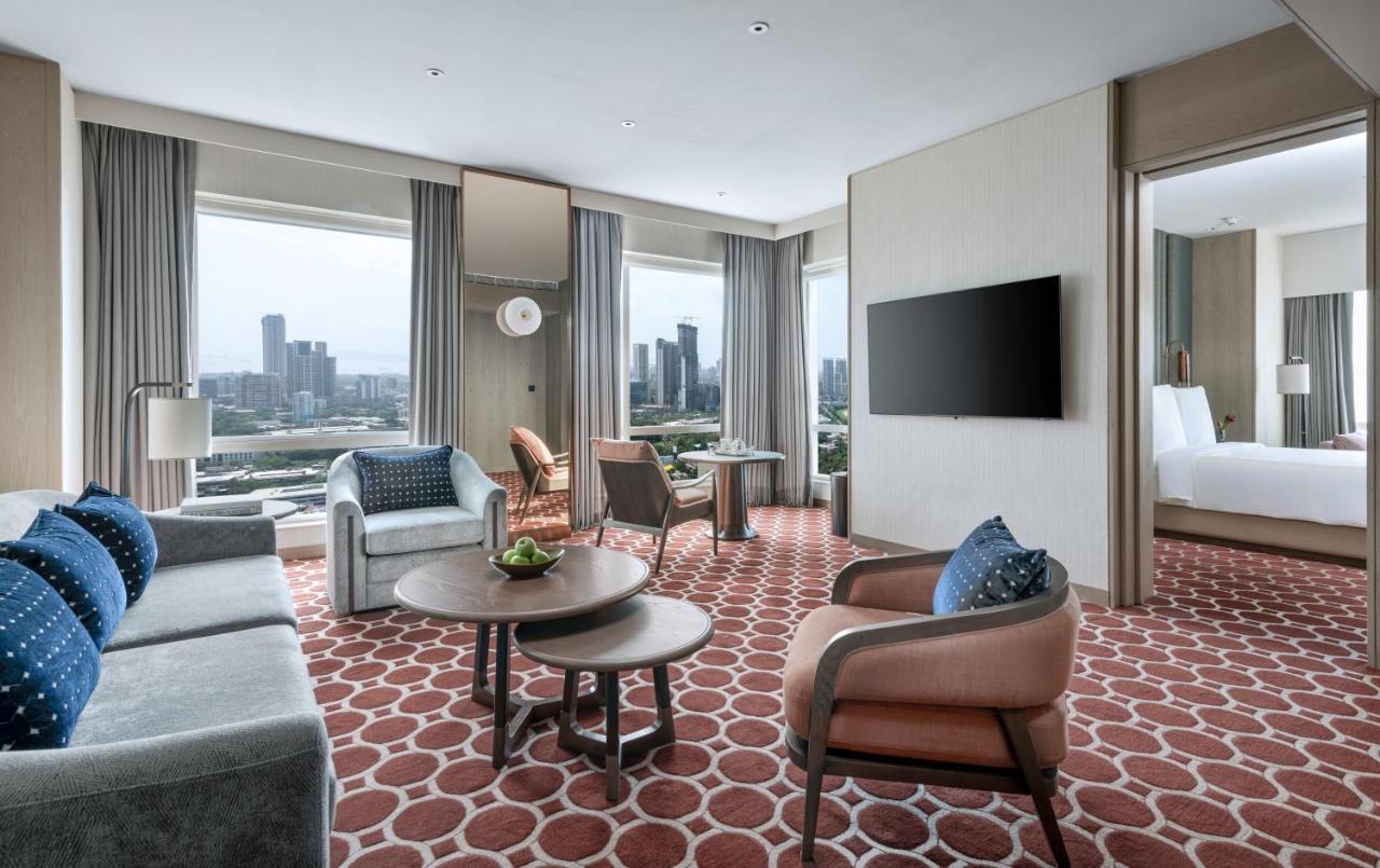 Executive Suite King,1591235652:JPEG