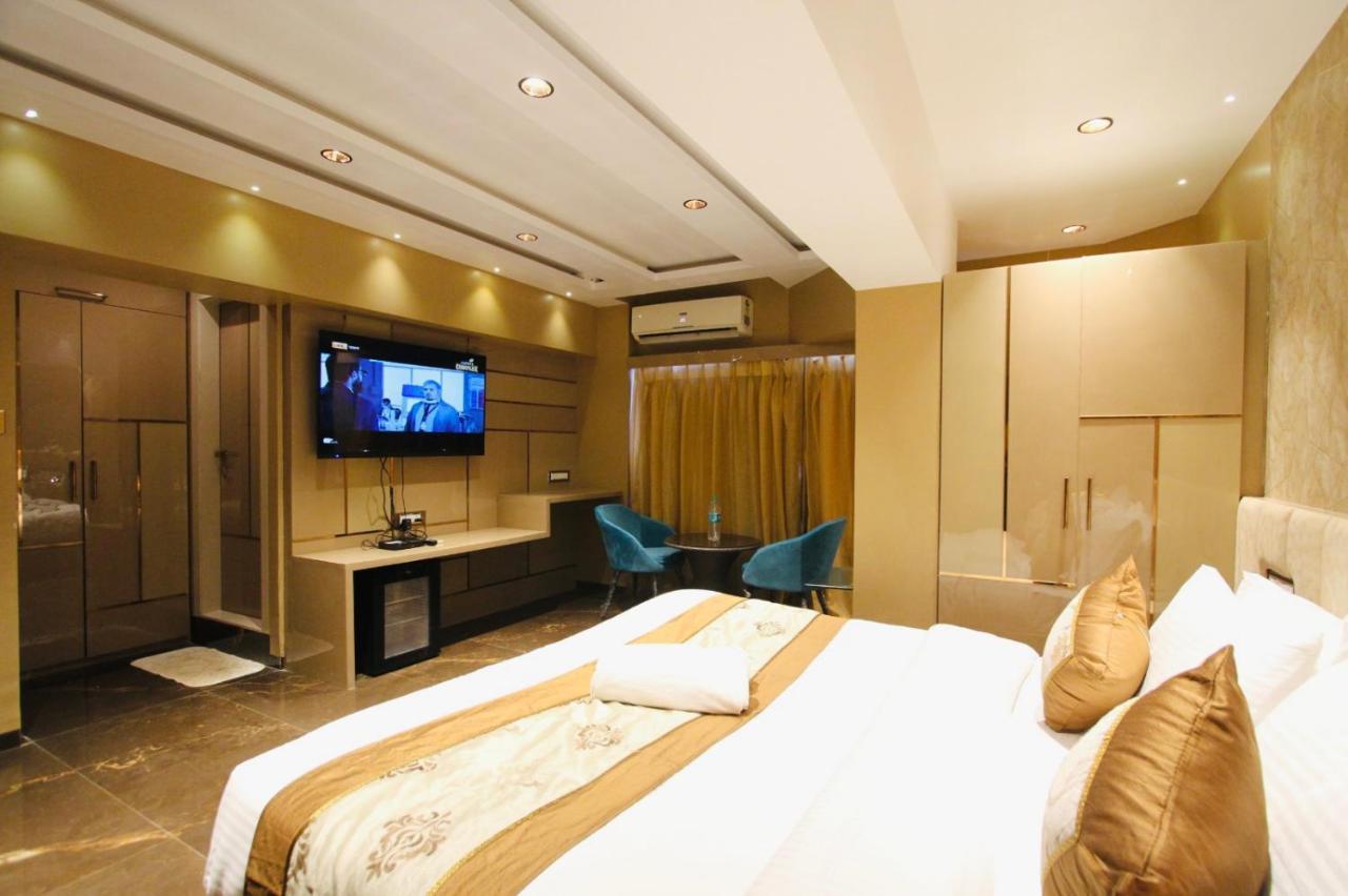 Deluxe Suite,1544980753:JPEG