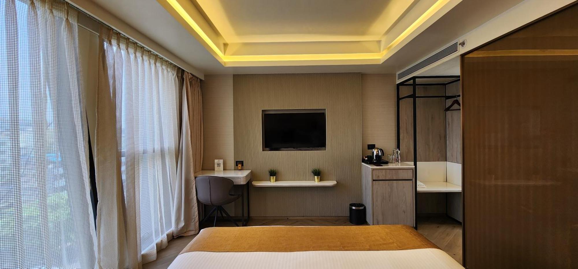 Premium King Room Smart Tv